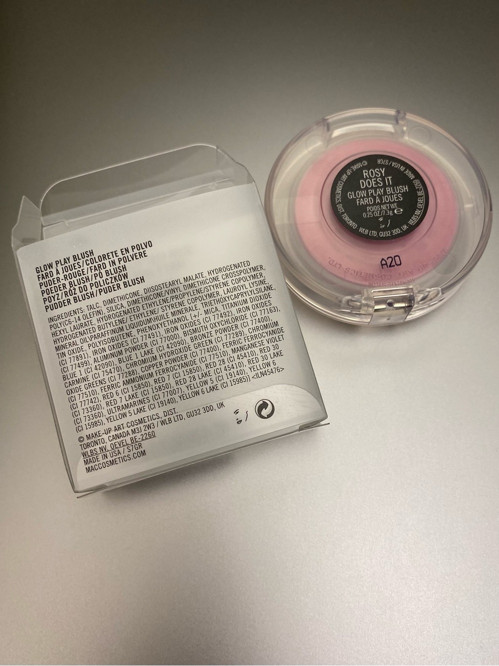 MAC “Rosy Does It” Glow Play Blush - Picture 2 of 4